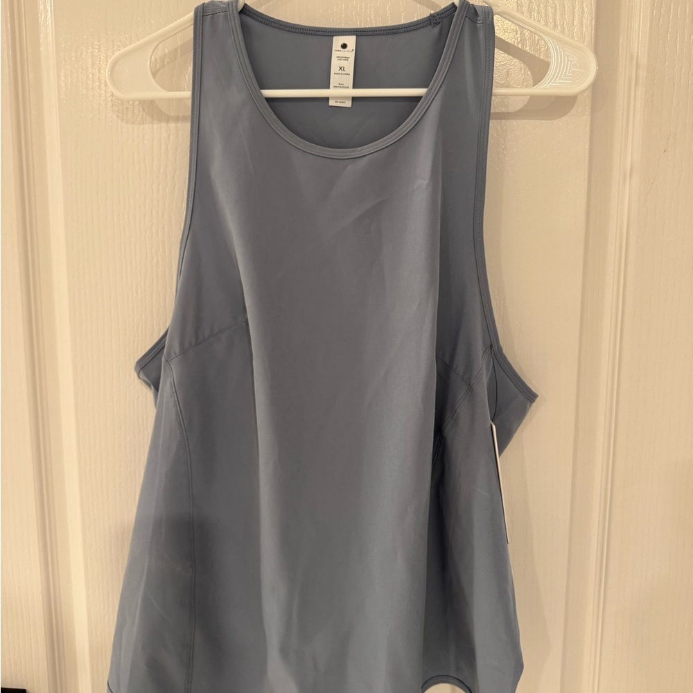 Women's Sleeveless Blue Workout Tank